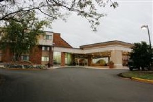 Holiday Inn Hotel & Suites St. Cloud Image