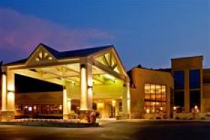 Holiday Inn Resort Turf Lake George voted  best hotel in Lake George