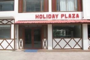 Holiday Plaza Hotel Srinagar Image