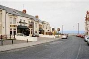 Holyfields Hotel Whitley Bay Image
