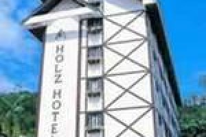 Holz Hotel Image