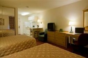 Homestead Studio Suites Lombard/Oak Brook Image