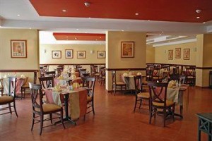 Horizon Pyramids Hotel Cairo Image