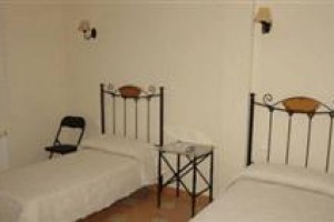 Hostal y Apartamentos Rurales la Bellosina voted  best hotel in Cabezabellosa