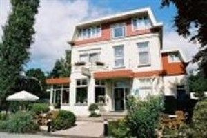 Hostellerie de Veenen voted 2nd best hotel in Amstelveen