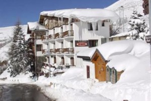 Hote Le Chamois Alpe d'Huez Image