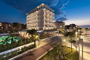 Hotel Ambasciatori Riccione Image