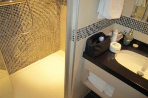 Hotel Angella Image