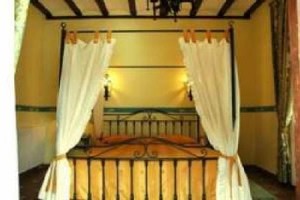 Hotel Arabia & Apartamentos El Recreo voted 2nd best hotel in Albarracin