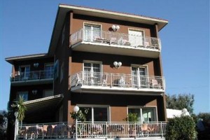 Hotel Augusta Malcesine Image