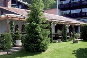 Hotel Bastenhaus am See Image