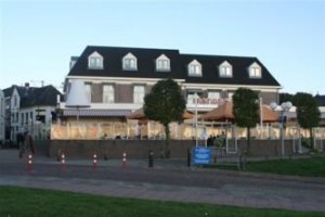 Hotel Cafe Restaurant Monopole voted 3rd best hotel in Harderwijk