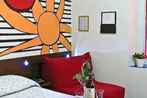 Hotel Cairoli Image