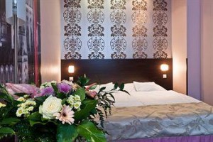 Hotel Carat Budapest Image