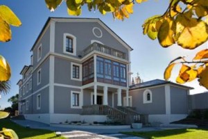 Casa de Castro voted  best hotel in Coaña