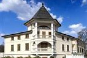 Hotel Casino Restaurant Paquito Image
