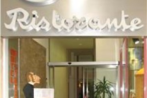 Hotel Cecco Image