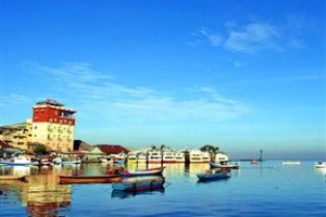 Hotel Celebes Image