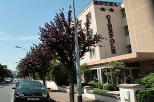 Hotel Cinepole Image