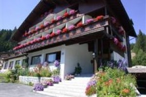 Hotel Dahu Pinzolo Image