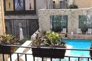 Hotel d'Arlatan voted 9th best hotel in Arles