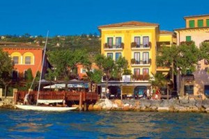 Hotel del Porto voted 2nd best hotel in Torri del Benaco