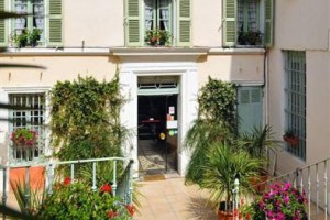 Hotel des Sources Fontaine-de-Vaucluse Image