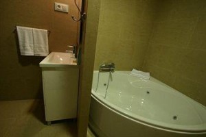 Hotel Dinastia Getafe Image