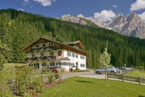 Hotel Dolomitenhof Image