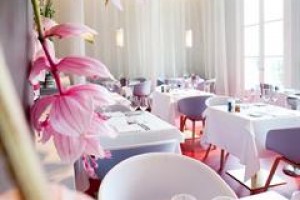 Hotel Dom Image