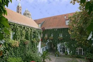 Hotel Domhof voted 5th best hotel in Speyer