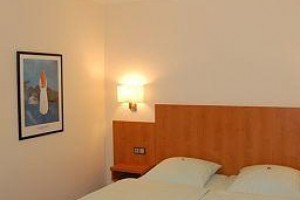 Hotel Drei Kronen Elmshorn Image