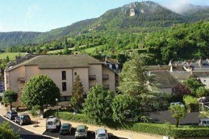 Hotel du Commerce La Canourgue voted  best hotel in La Canourgue