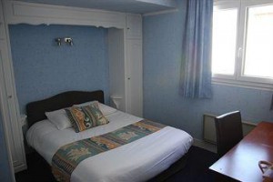 Hotel Foch Tarbes Image