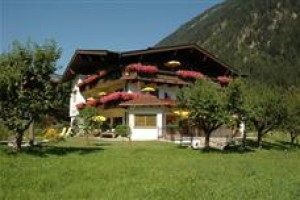 Hotel Garni Almhof Image