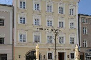 Hotel Gasthof Hottl voted  best hotel in Deggendorf