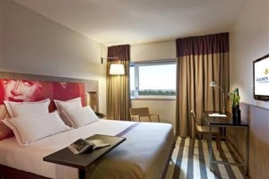 Hotel Golden Tulip Lyon Image