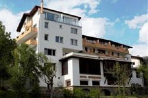 Hotel Guardaval Scuol Image