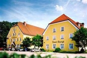 Hotel Gutsgasthof Stangl Anzing voted  best hotel in Anzing