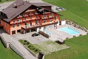 Hotel Haus Michaela Sappada Image