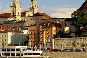 Hotel Konig Passau Image