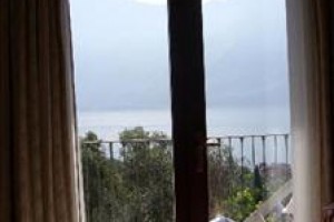 Hotel La Gardenia Image