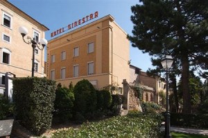 Hotel La Ginestra Image