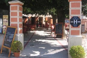 Hotel La Meteorite Image