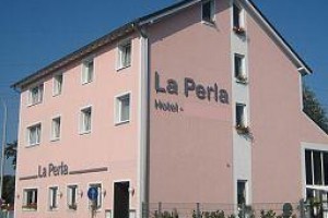 Hotel La Perla Hilden Image