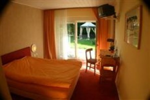 Hotel La Provence Garni Image