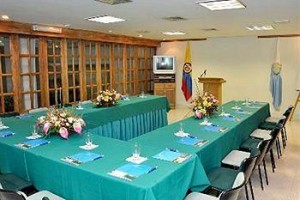 Hotel La Sierra Image