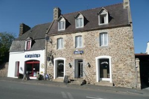 Hotel Le Cheval Blanc Plancoet Image