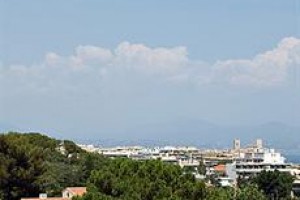 Hotel Le Petit Castel Antibes Image