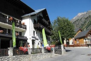 Hotel l'Etendard de Vaujany voted 5th best hotel in Vaujany